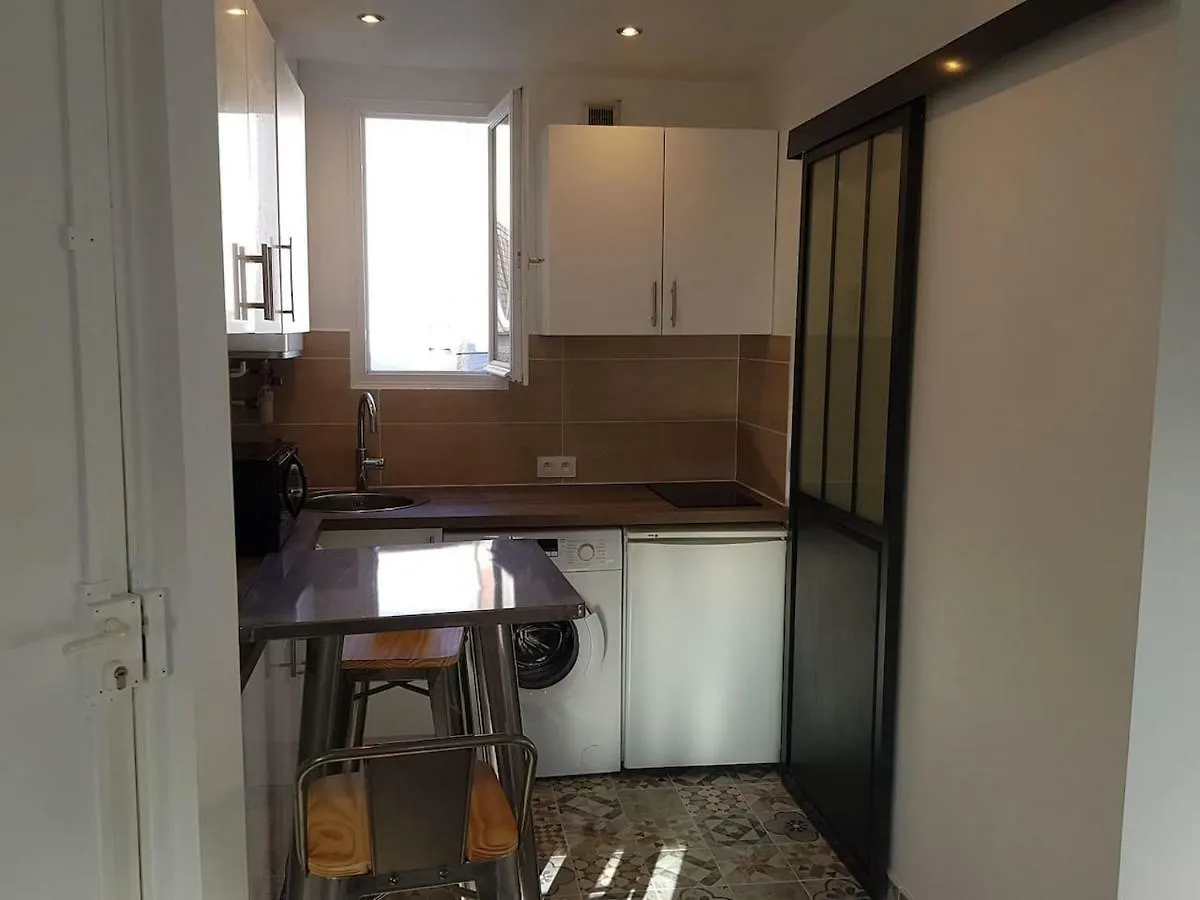 Magnifique Studio Vue Sur Tour Eiffel 16 Porte Dauphine Paris